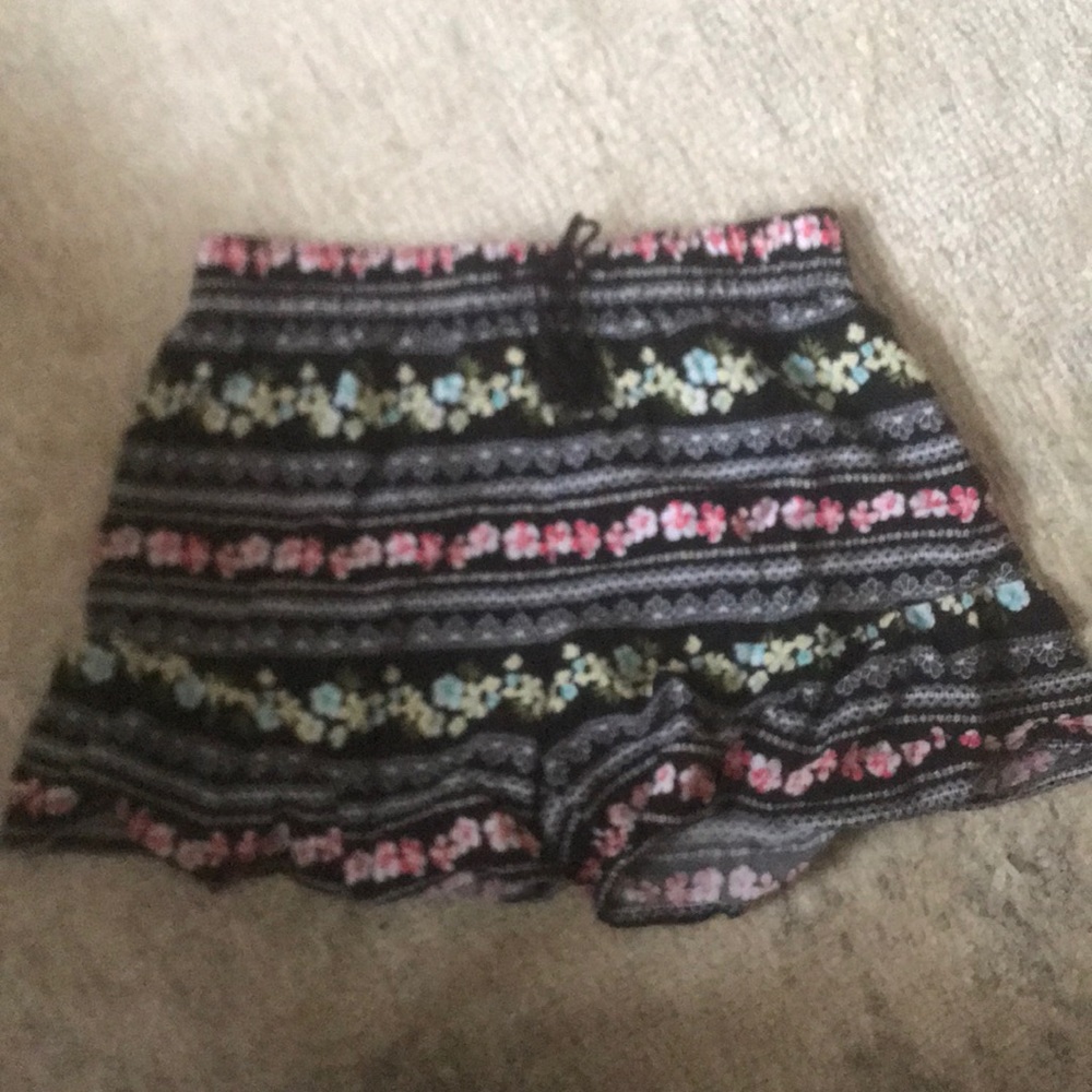 Cute kids shorts sizeL/G 10/12